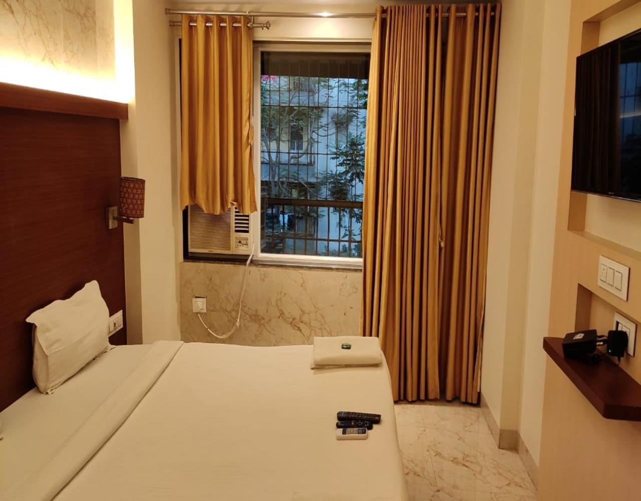 Fabhotel Spring Inn - Nr Borivali Station Mālād Esterno foto