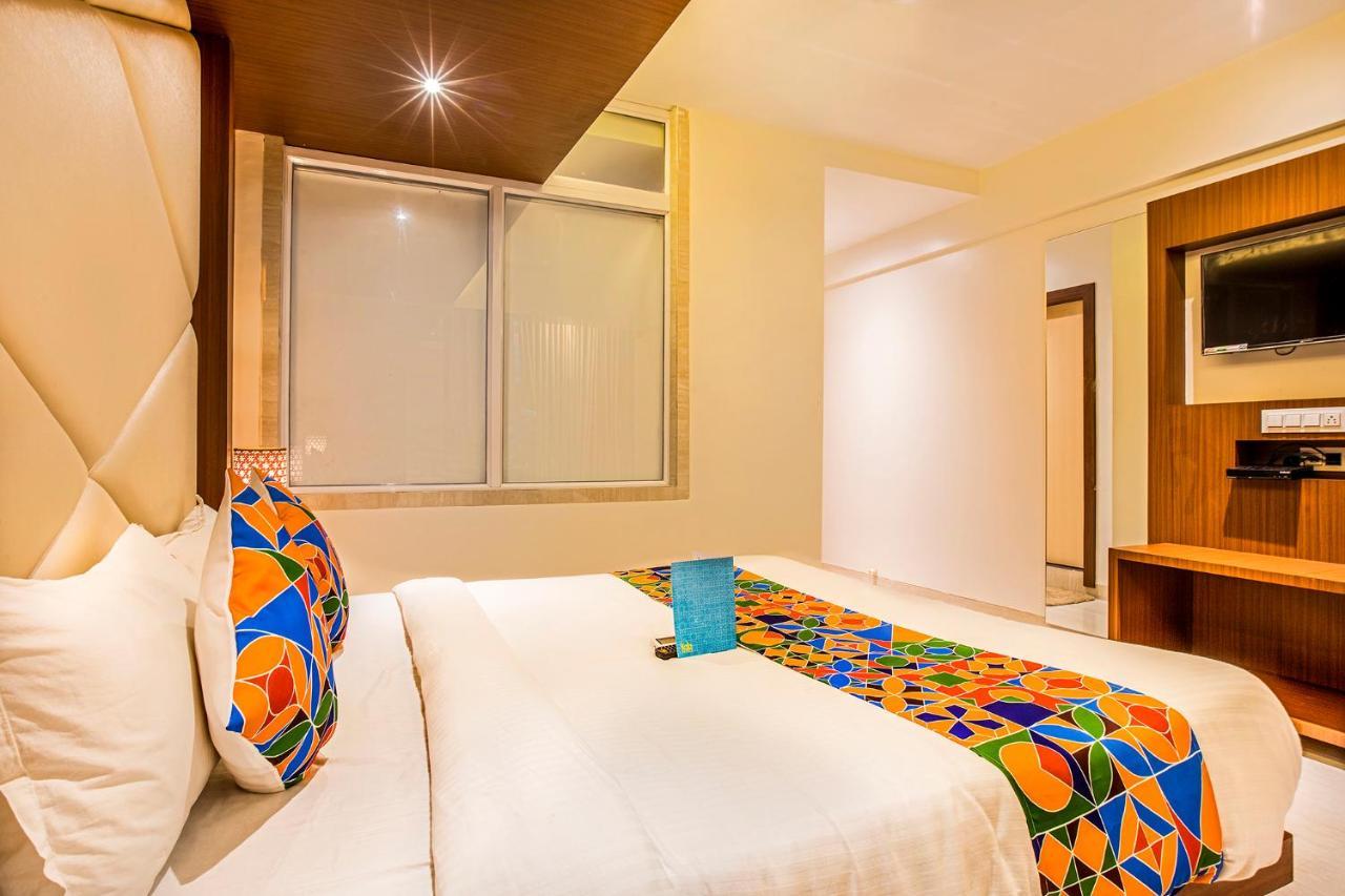 Fabhotel Spring Inn - Nr Borivali Station Mālād Esterno foto