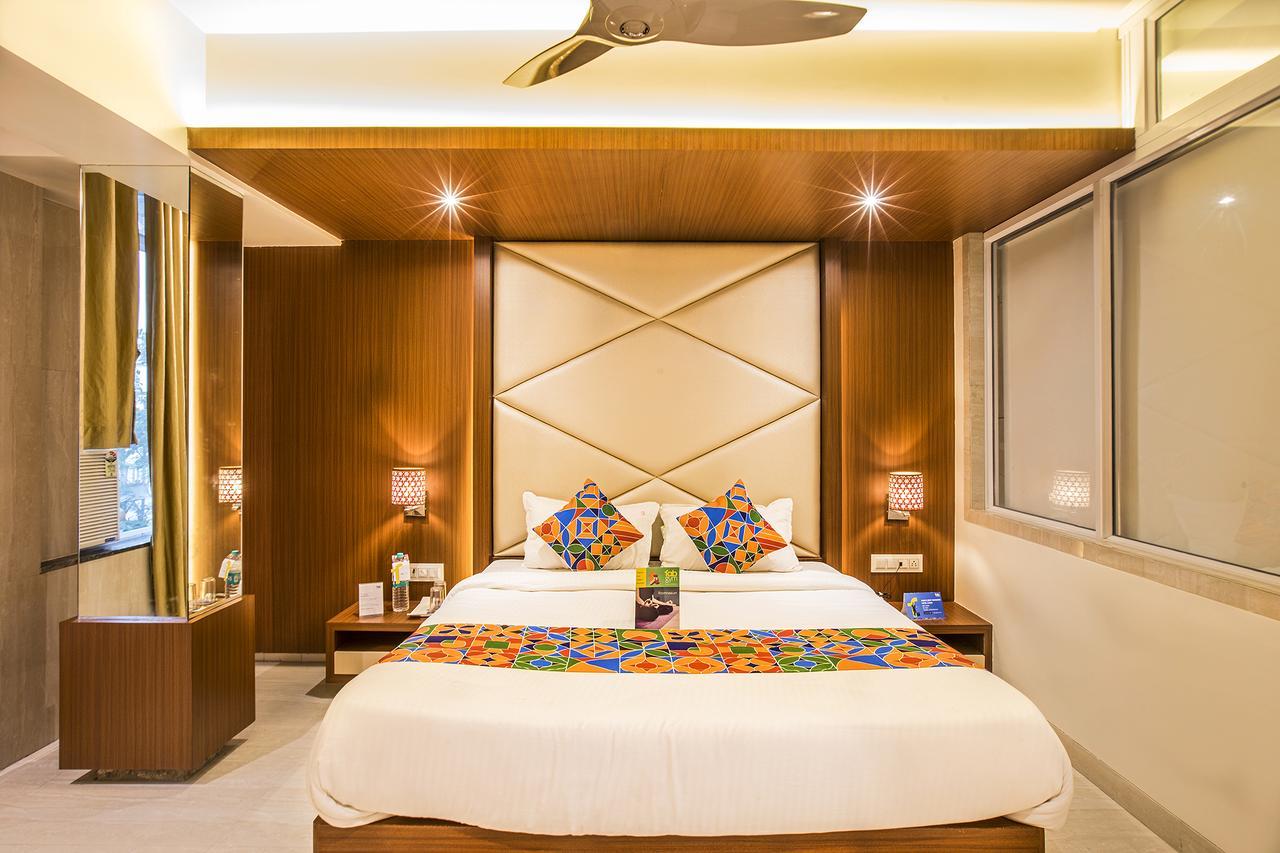 Fabhotel Spring Inn - Nr Borivali Station Mālād Esterno foto