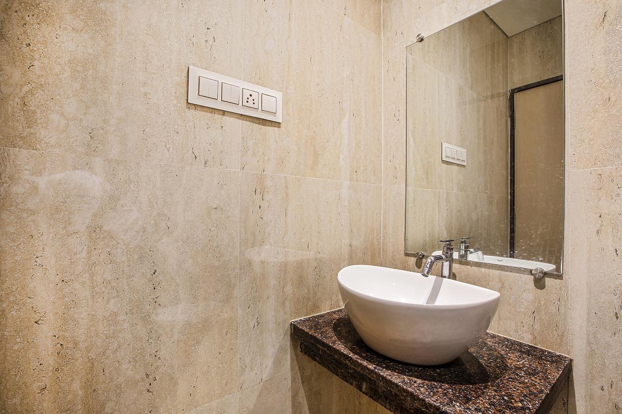 Fabhotel Spring Inn - Nr Borivali Station Mālād Esterno foto